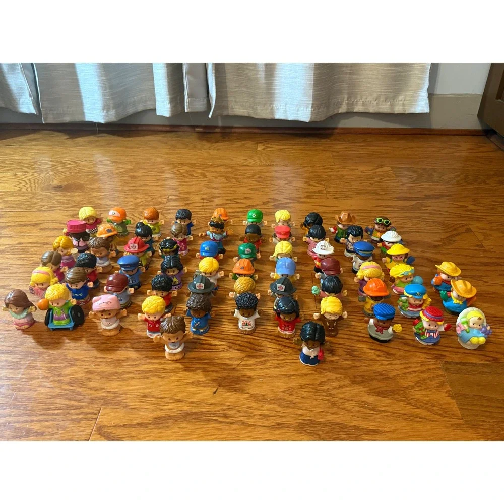Megalot of Little People 65+ Characters Including Vintage, Christmas, Barbie EUC